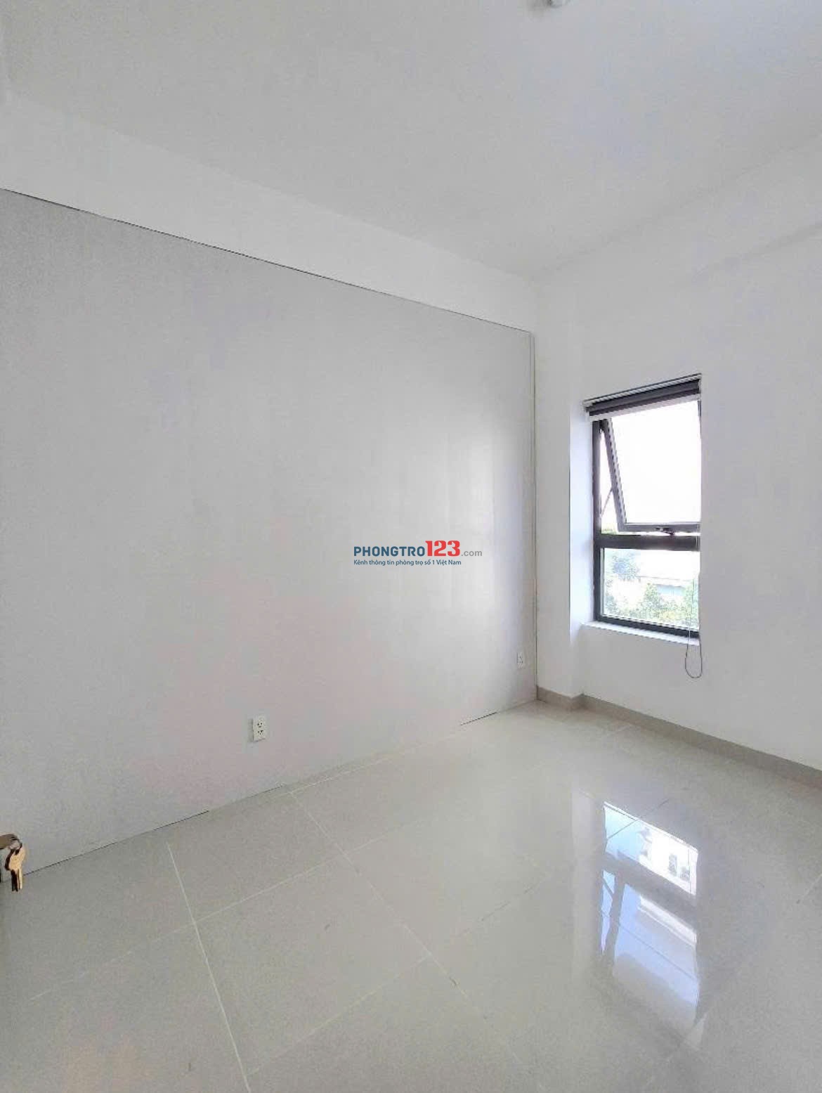 Chung cư Carillon5, Luỹ Bán Bích, TP: 2p ngủ, ban công, Nhà mới, 10tr/th.