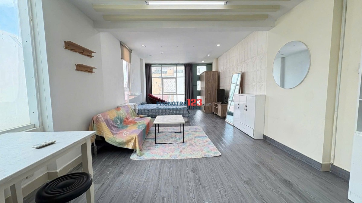 Căn hộ cửa sổ rộng Đoàn Như Hài Q4 full nthất 1 pn gần cầu khánh hội,ĐH NTT,thuận tiện qua q1,q4