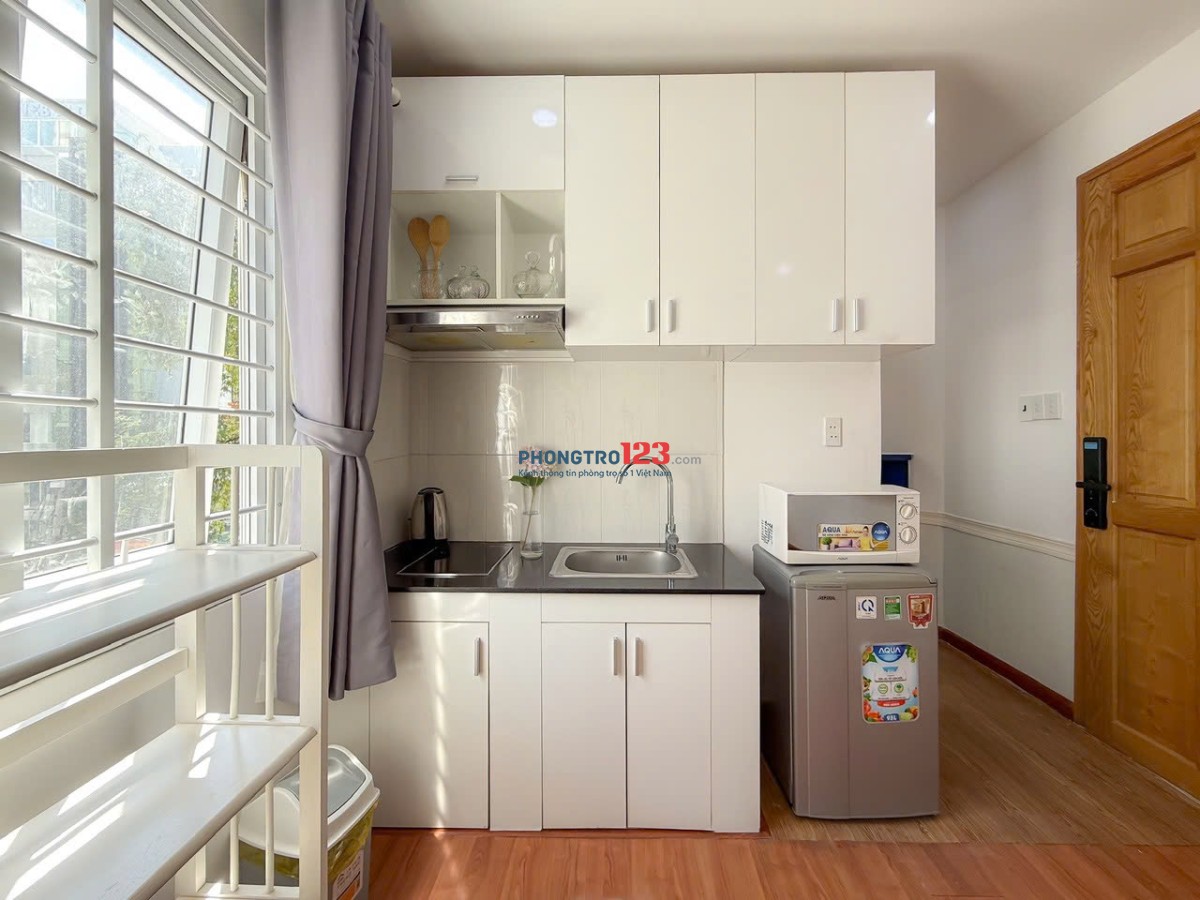 Căn hộ cửa sổ rộng Đoàn Như Hài Q4 full nthất 1 pn gần cầu khánh hội,ĐH NTT,thuận tiện qua q1,q4