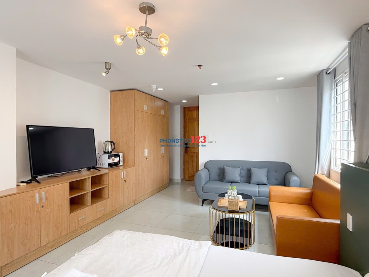 Căn hộ cửa sổ rộng Đoàn Như Hài Q4 full nthất 1 pn gần cầu khánh hội,ĐH NTT,thuận tiện qua q1,q4