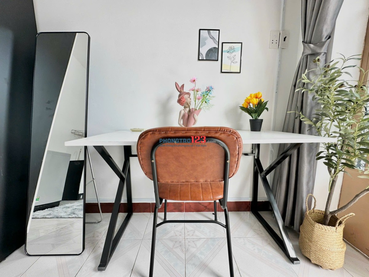 CHO THUÊ PHÒNG BAN CÔNG-BÙI ĐÌNH TÚY, BÌNH THẠNH CÓ MÁY GIẶT RIÊNG, RỘNG 35M2, GẦN NGÃ TƯ HÀNG XANH