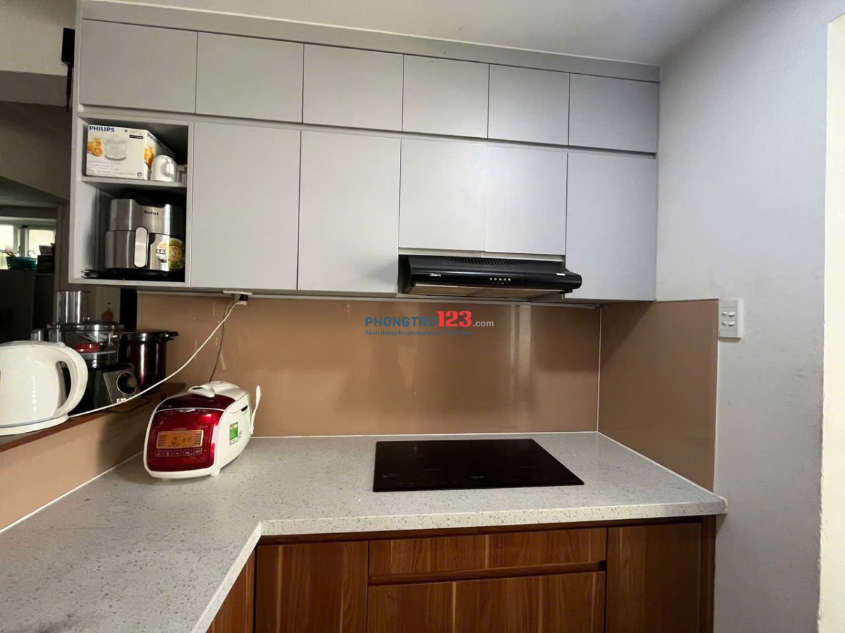 Chung cư 08 Bà Huyện Thanh Quan, Q3: 80m2, 2p ngủ, có nội thất, 11tr/th