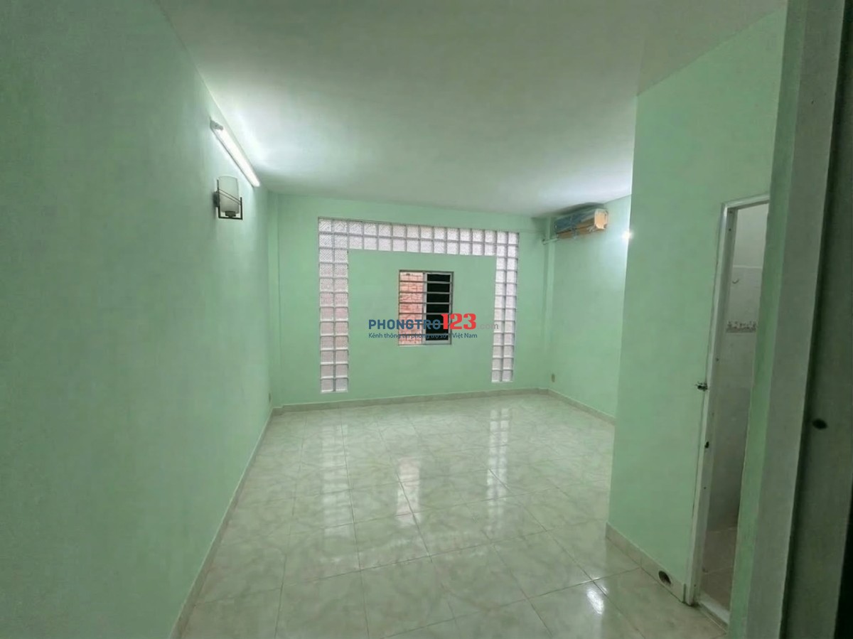 Phòng trọ Âu Cơ - quận Tân Phú, giá 3 triệu