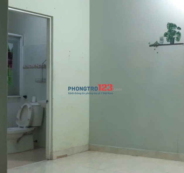Phòng trọ Âu Cơ - quận Tân Phú, giá 3 triệu