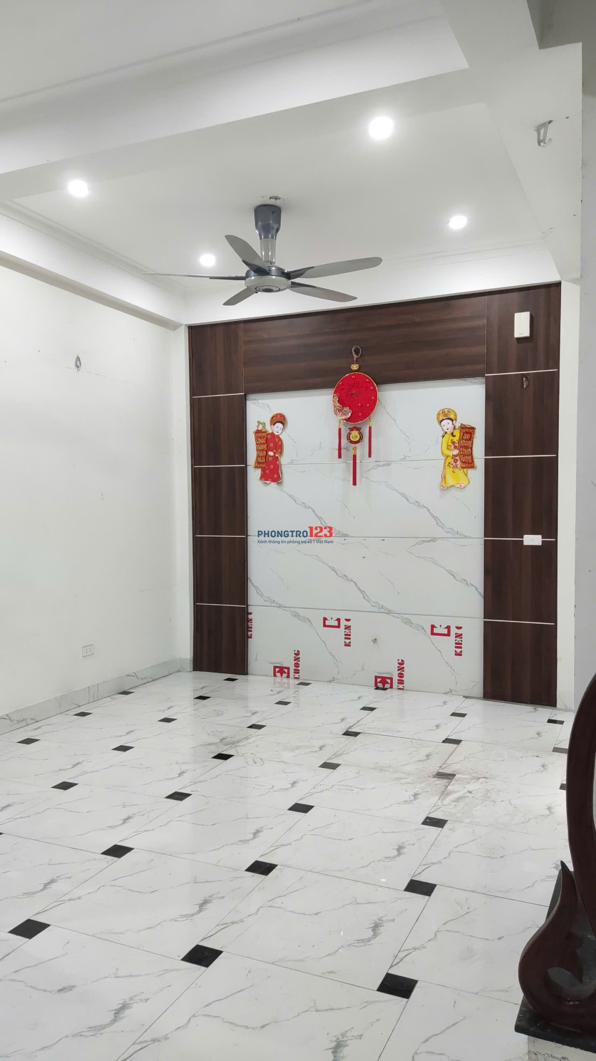 CHO THUÊ PHÒNG CÓ BAN CÔNG + CỬA SỔ THOÁNG Ở PHÚ LƯƠNG, HÀ ĐÔNG. Giá từ 2tr1->3tr5