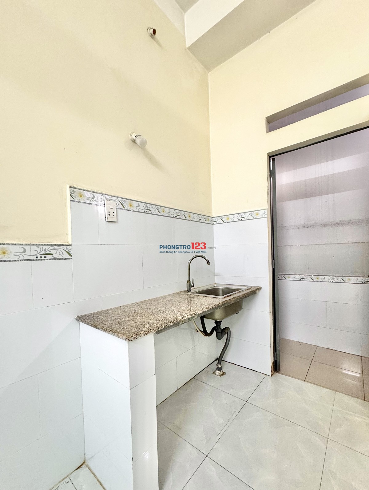 Phòng An Ninh Mới Xây Ngay Sân Bay, CV Gia Định