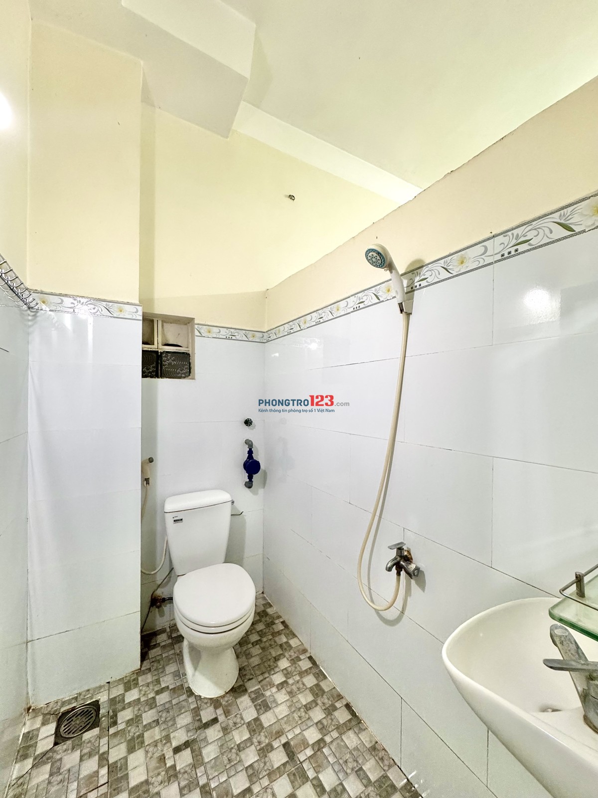 Phòng An Ninh Mới Xây Ngay Sân Bay, CV Gia Định