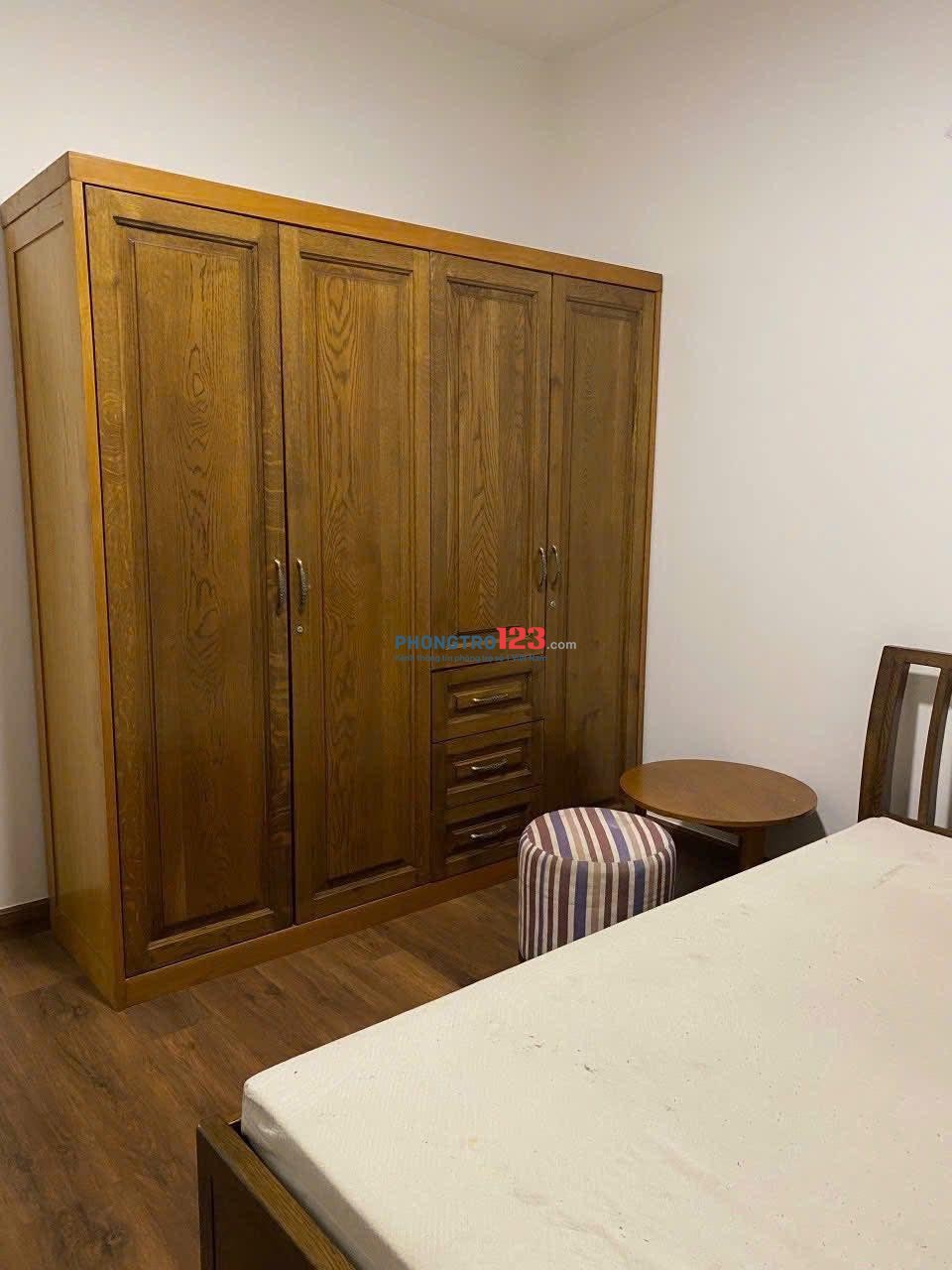 Căn 2p ngủ, full NT ở chung cư Bàu Cát giá 11tr/th