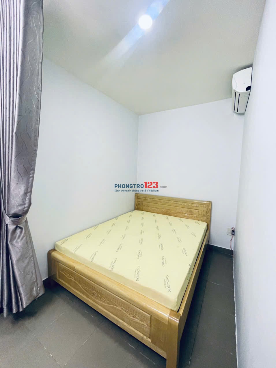 Phòng Mới Số 1 Đường D10, Full Nội Thất, Lầu 1, Dt : 35m2, Giá 5,2TR/TH