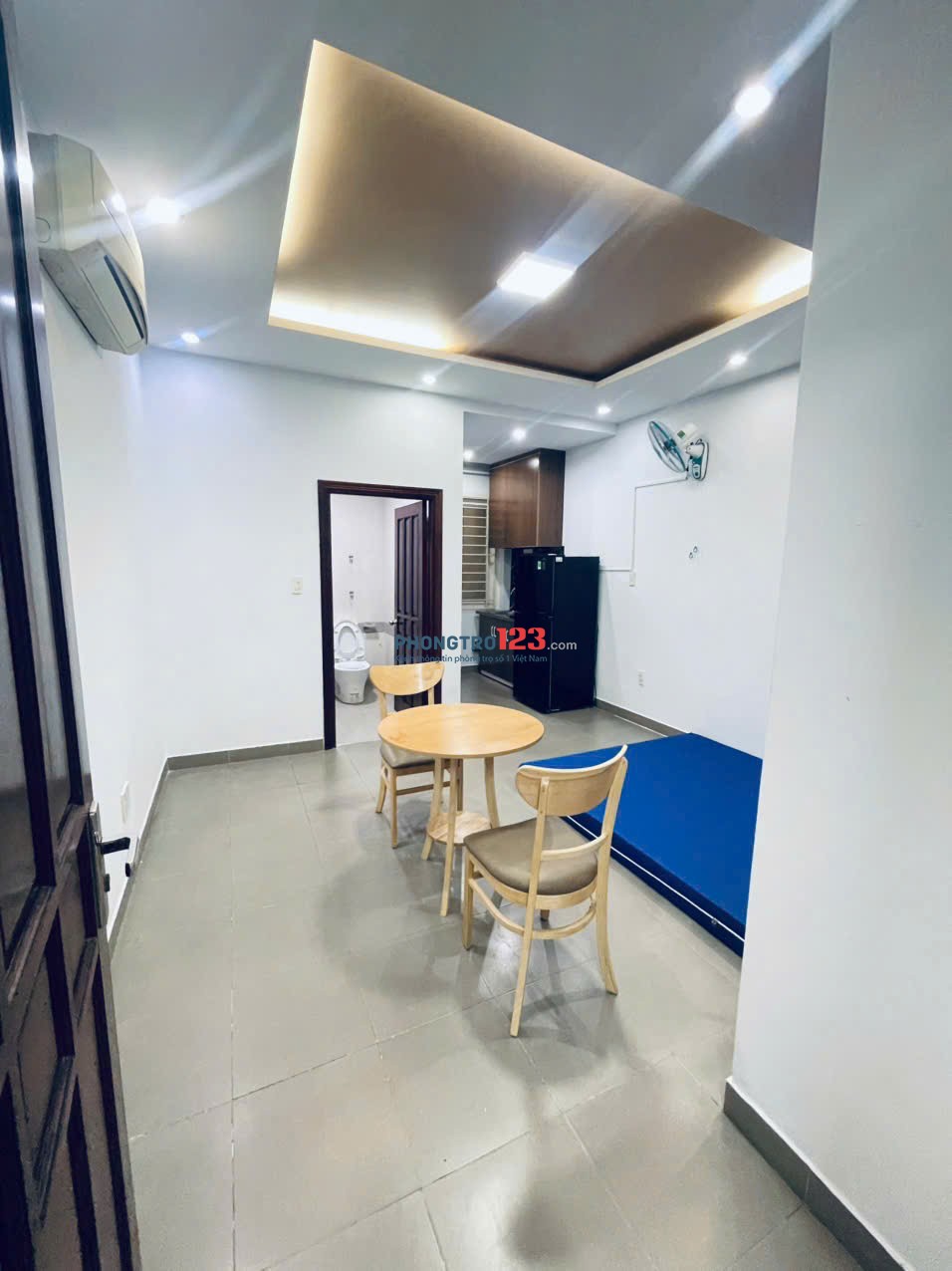 Phòng Mới Số 1 Đường D10, Full Nội Thất, Lầu 1, Dt : 35m2, Giá 5,2TR/TH