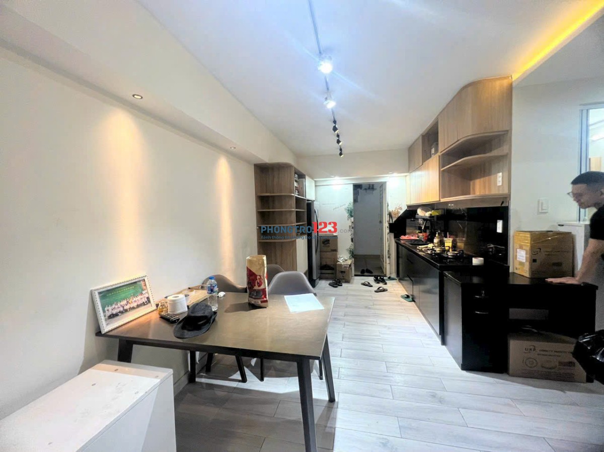 Chung cư Lý Tự Trọng - Bến Thành: 2p ngủ, NTCC giá 12tr/th