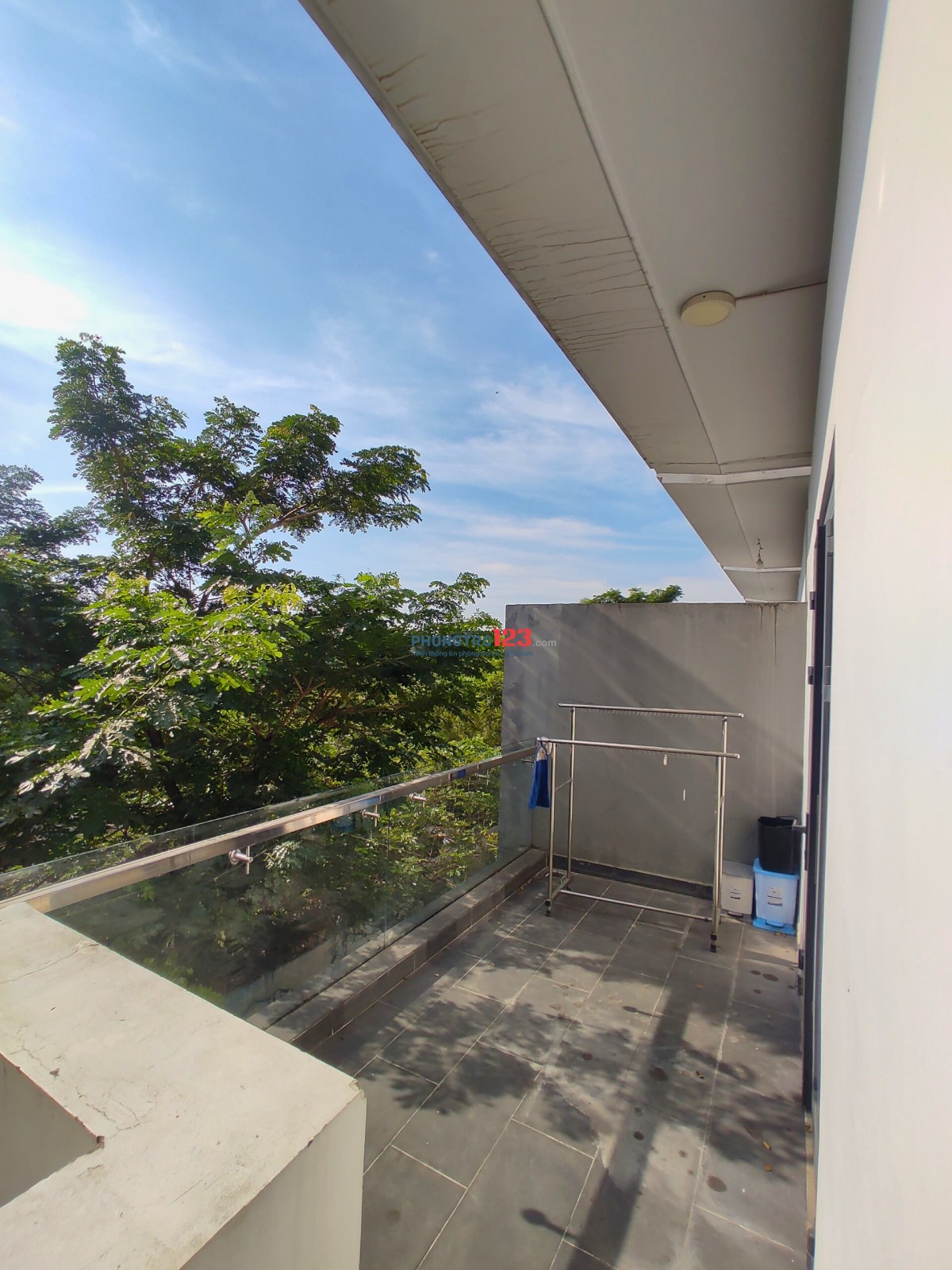 Phòng Cát Lái Q2 - 30m2 - 3tr5 và 4tr/tháng