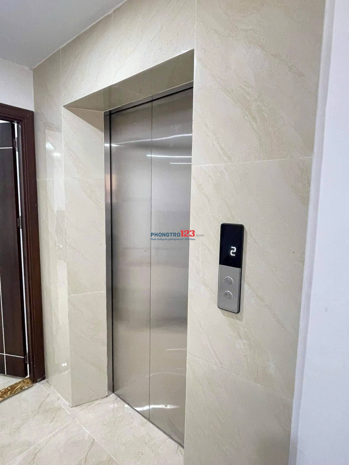 Phòng trọ ngõ 43 Chùa Bộc 25m2, cửa sổ lớn thoáng, full đồ đạc
