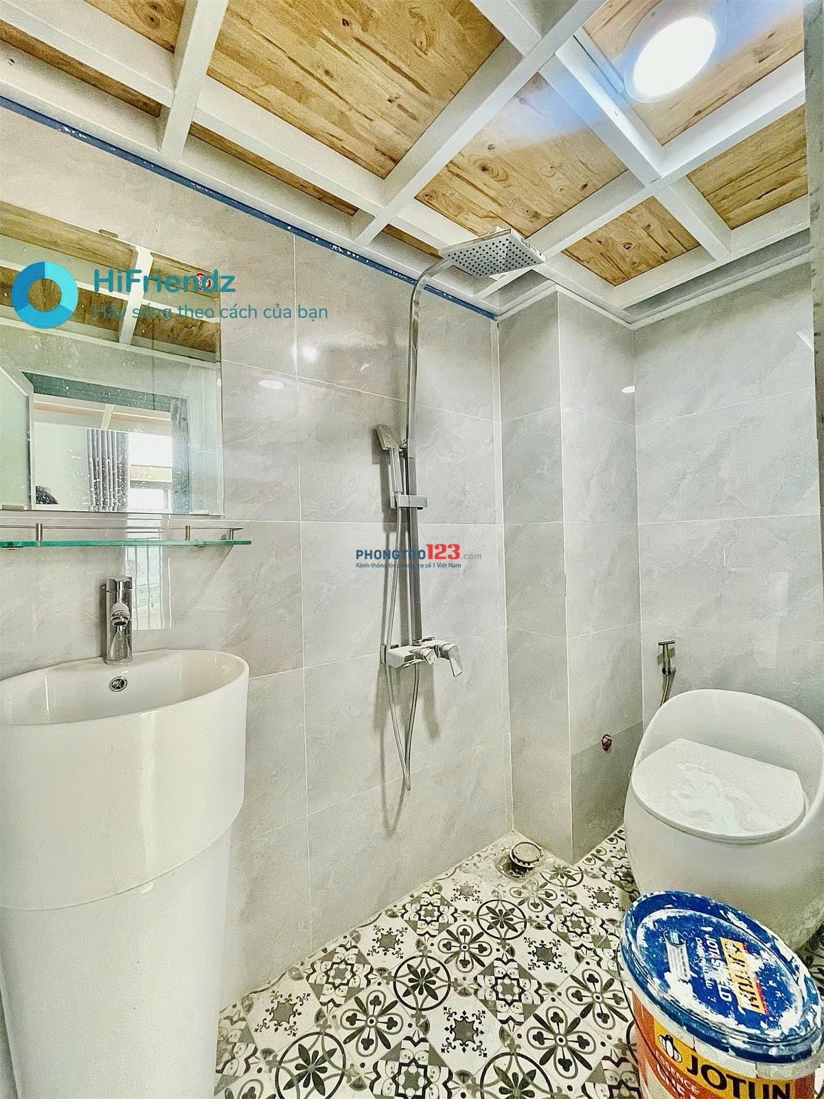 DUPLEX CỬA SỐ BAN CÔNG SÁT TRẦN FULL NỘI THẤT TRẦN CAO THOÁNG MỚI 100%