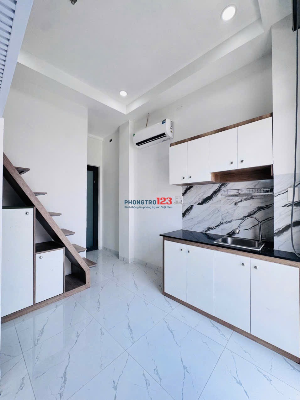 - CĂN HỘ DUPELX - SIÊU THOÁNG - GIÁ RẺ - TÂN QUÝ - TÂN SƠN NHÌ - TÂN HƯƠNG