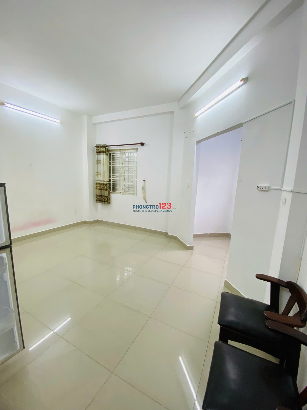 FREE XE – PHÒNG MÁY LẠNH 35M² SIÊU RỘNG – 3 CỬA SỔ CỰC THOÁNG– Q.8