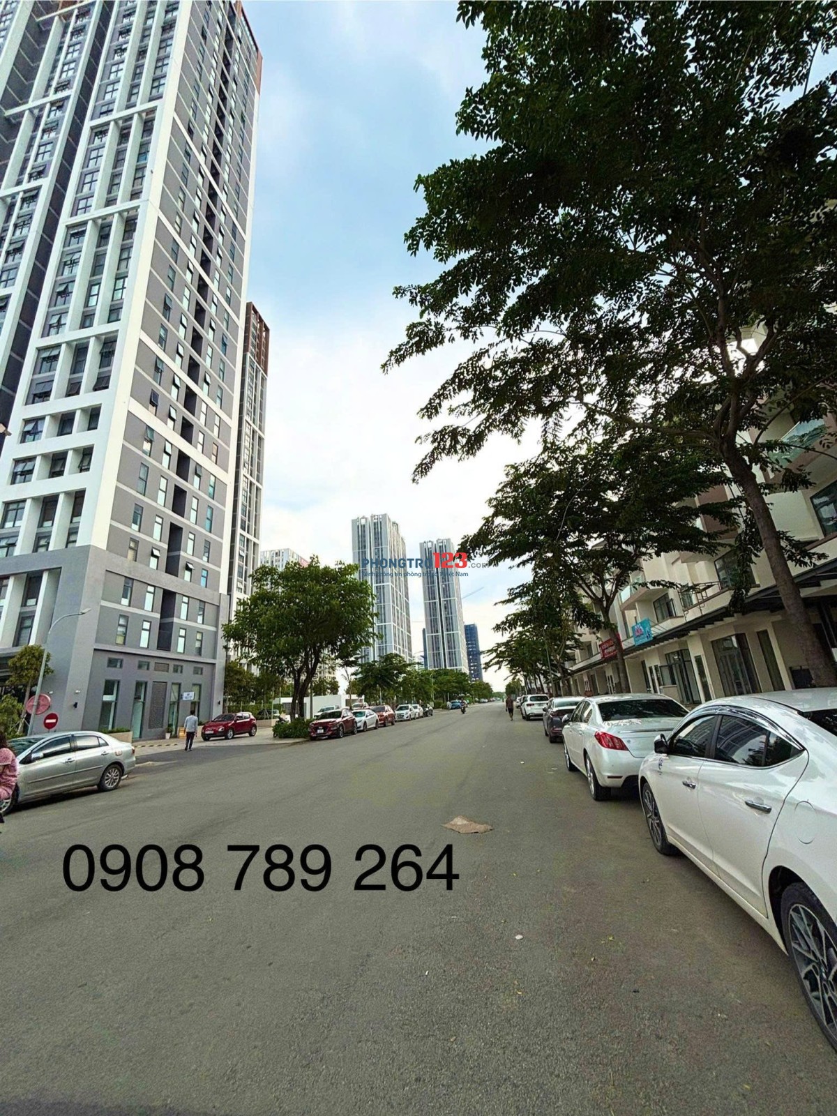 Cho thuê nhà kdc Cát Lái q2 đường rộng 22m, đối diện cụm chung cưrất đông đúc, kinh doanh vạn nghề