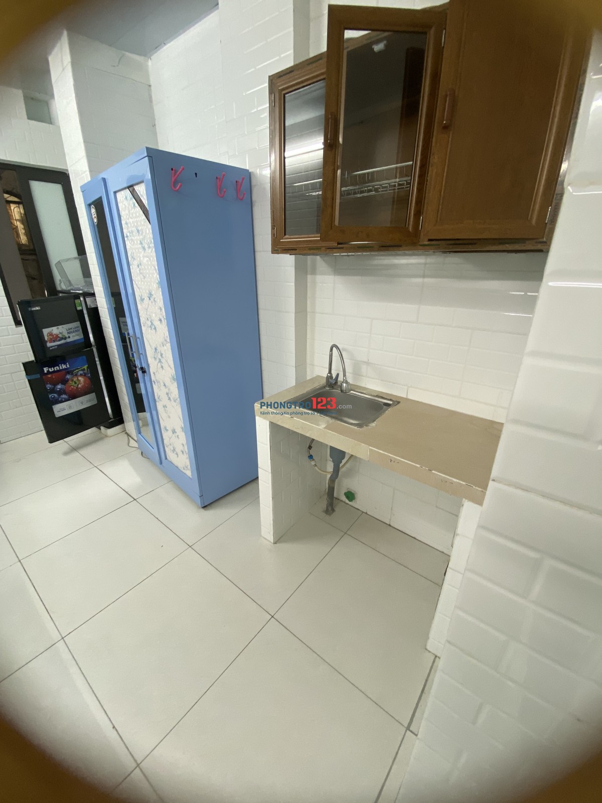 Phòng 2tr6 -3tr - 3tr5 ban công cửa sổ tại nguyên xá