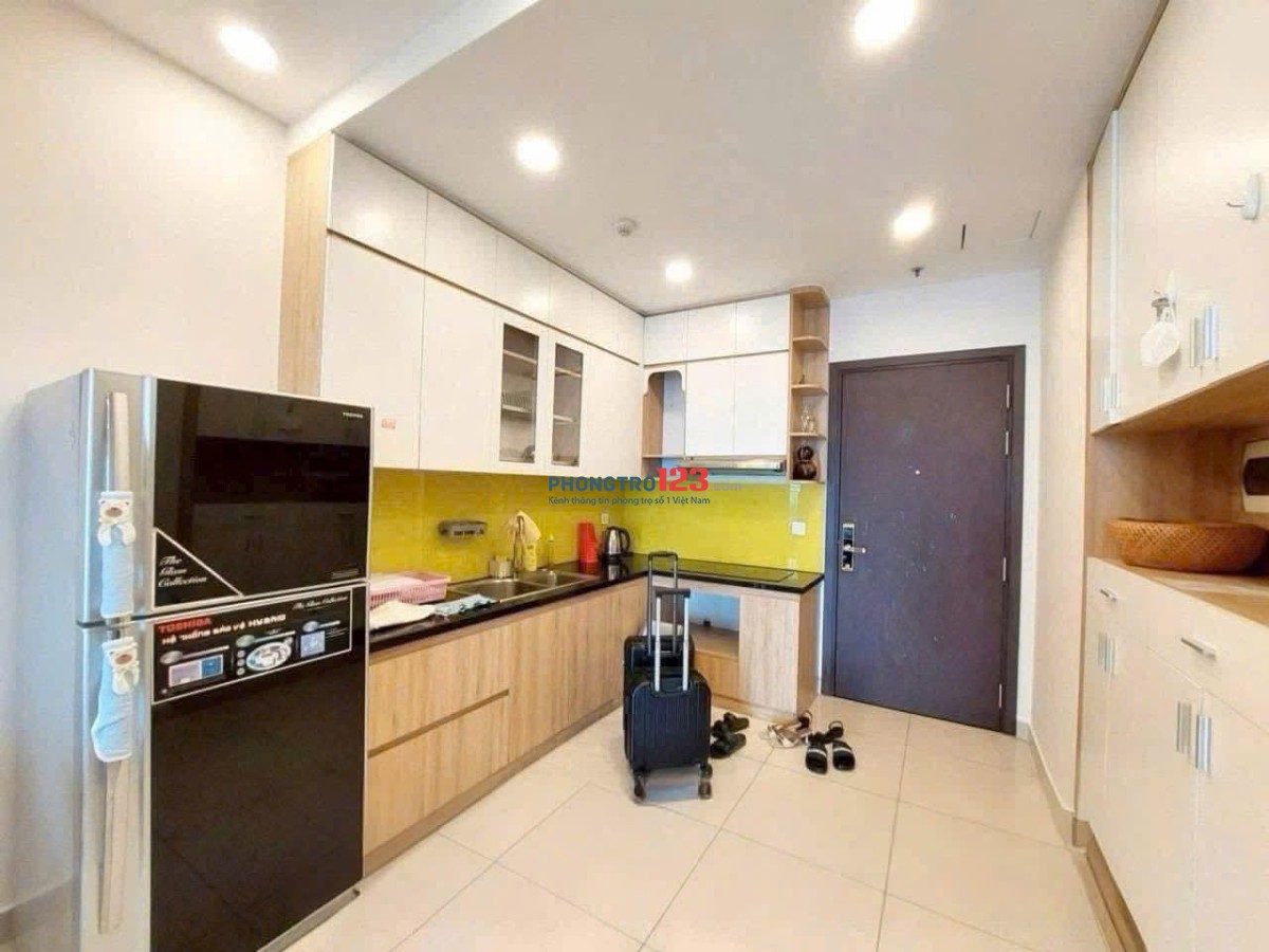 Chung cư Hoa Sen, Lạc Long Quân, Q11: 2p ngủ, nhà mới, 11tr/th