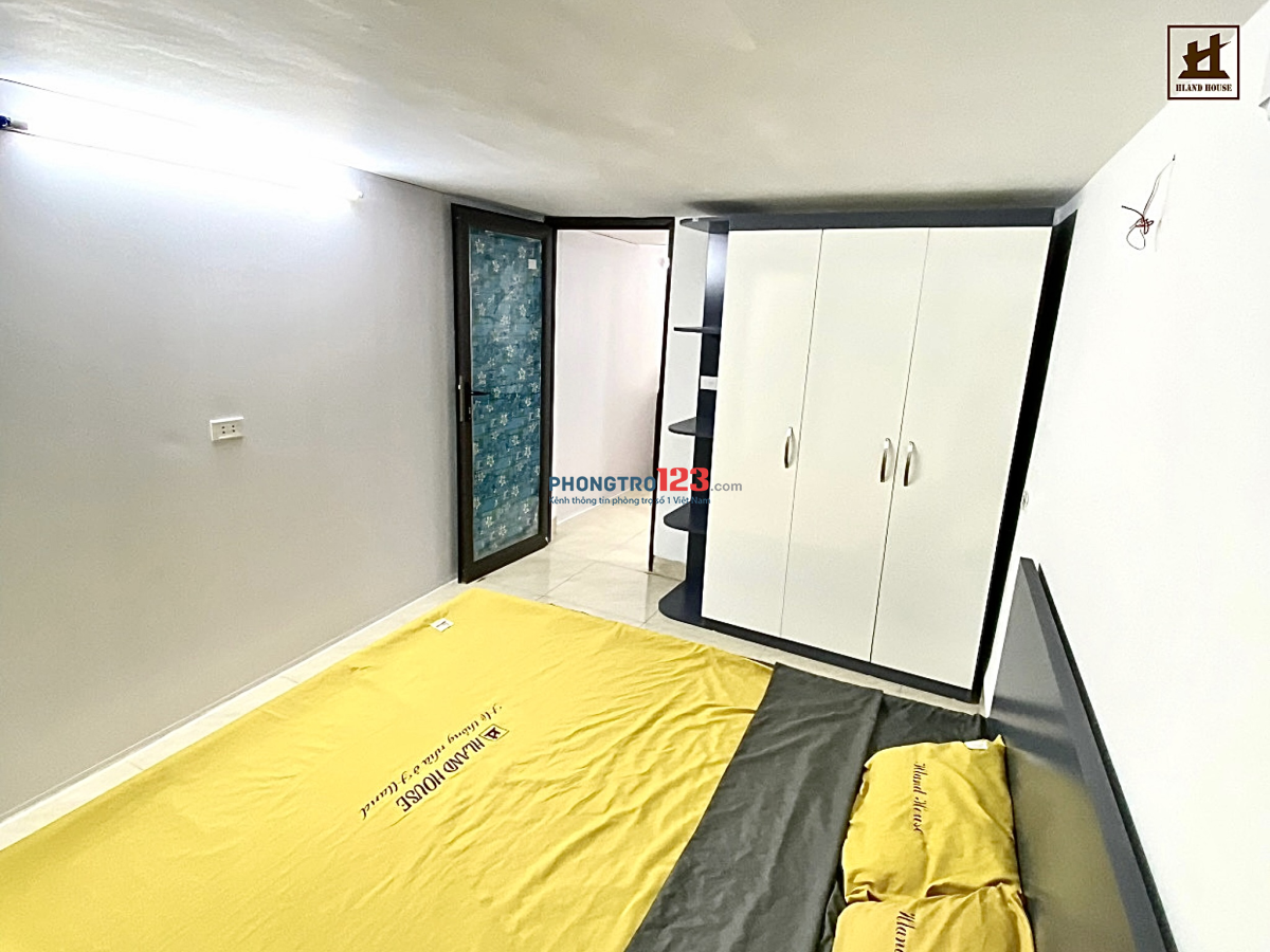 Ngã tư Vạn Phúc 1n1k full đồ, cách 500m, gần Phenikaa, CMC, vào ở được luôn