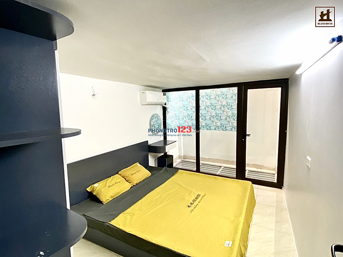 Ngã tư Vạn Phúc 1n1k full đồ, cách 500m, gần Phenikaa, CMC, vào ở được luôn