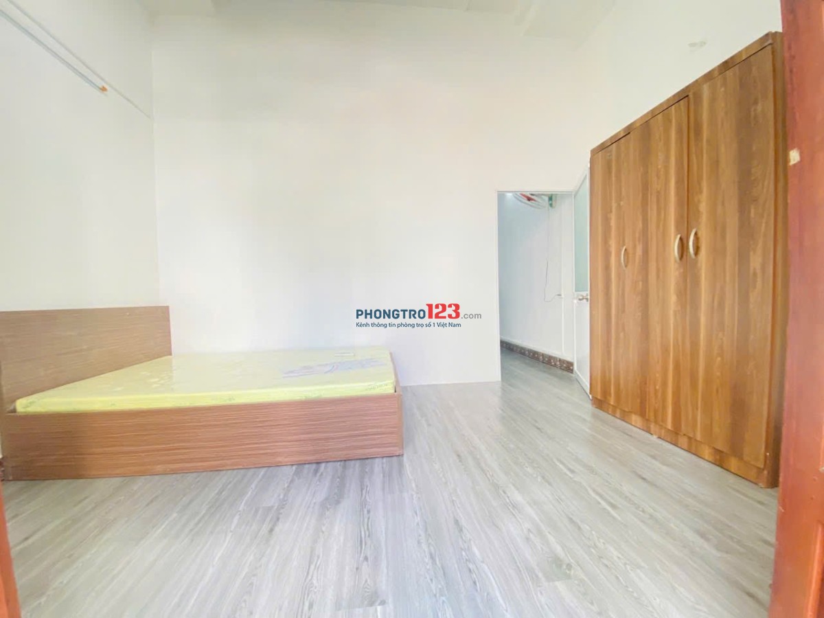 CĂN HỘ 1PN RIÊNG BAN CÔNG, GẦN NHÀ GA T3 TÂN BÌNH
