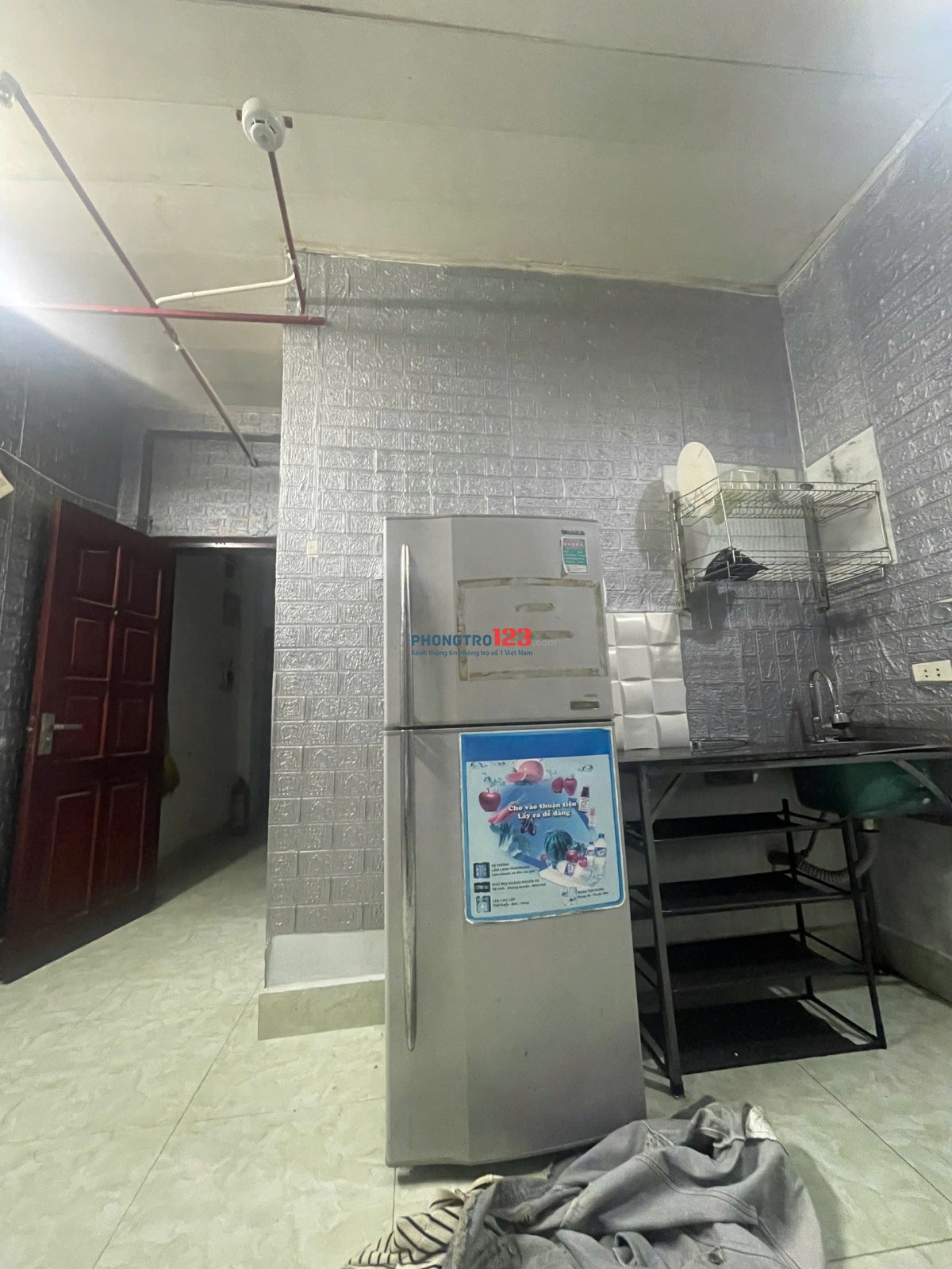 Cho thuê phòng- 2,8trieu, phố Phan Đình Giót, đủ nội thất cơ bản