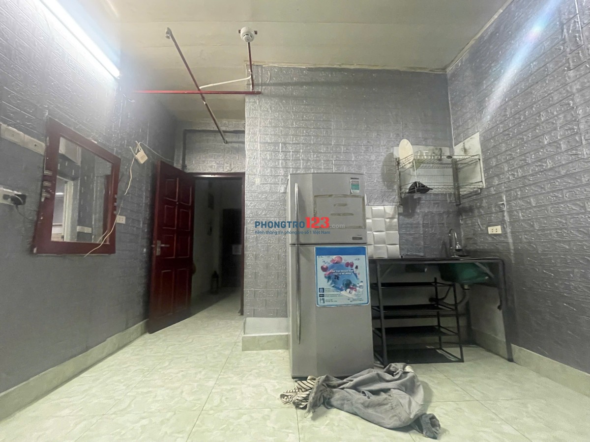 Cho thuê phòng- 2,8trieu, phố Phan Đình Giót, đủ nội thất cơ bản