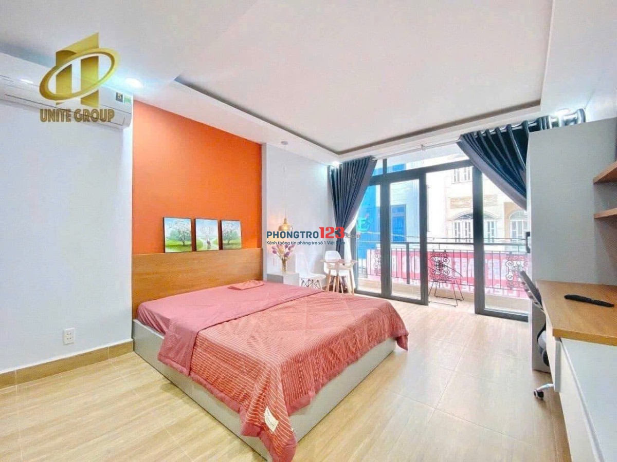 Căn Hô Ban công 40m2 Full Nội Thất, Nguyễn Thái Bình Quận 1, Gần chợ Bến Thành