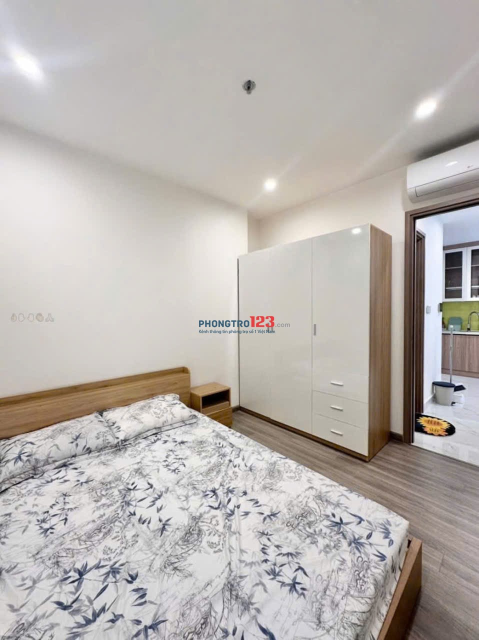 Carillon 5 - Lũy Bán Bích căn 2 phòng ngủ giá 11tr/th, Có nội thất