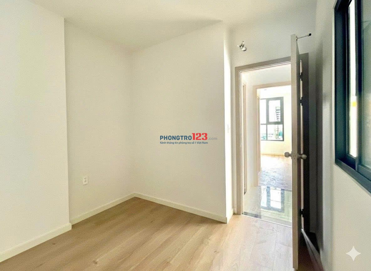 Căn hộ 2p ngủ, 2wc, Chung cư Âu cơ giá 10tr5/tháng