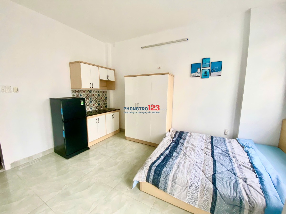 Phòng Cho Thuê Ban Công Full Nội Thất Nơ Trang Long Bình Thạnh Gần Văn Lang Chợ Bà Chiểu Quận 1