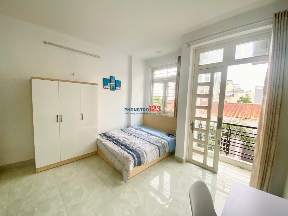 Phòng Cho Thuê Ban Công Full Nội Thất Nơ Trang Long Bình Thạnh Gần Văn Lang Chợ Bà Chiểu Quận 1