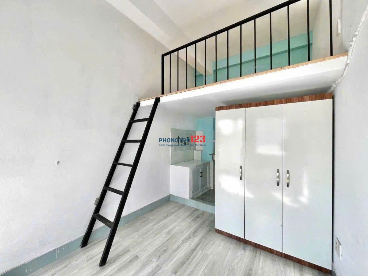 Duplex cửa sổ trời ngay KCX 11 Lý Phục Man, Q7----> 3tr85p qua KCX, UFM, thuận tiện qua quận