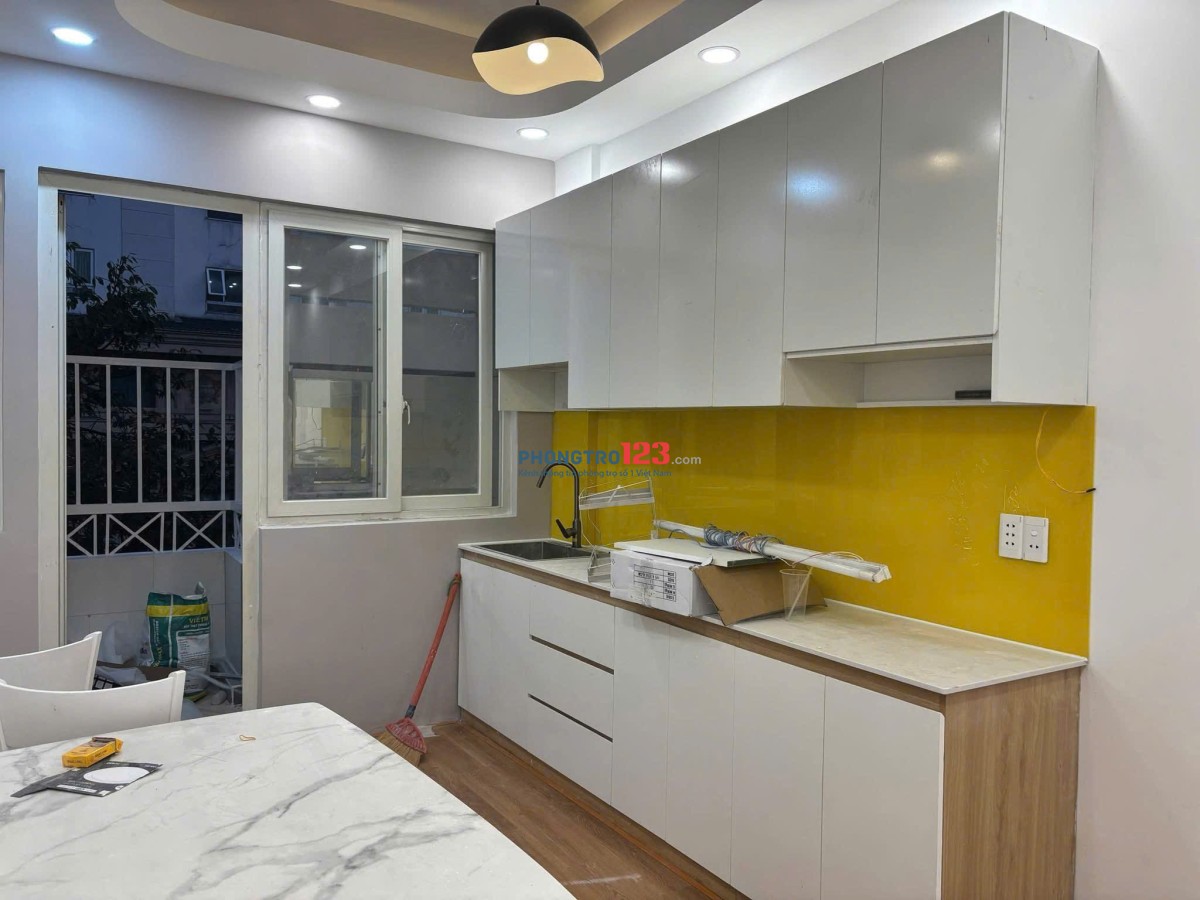 Chung cư Nguyễn Trãi, Bến Thành, Q1, 75m2, 2PN, 1WC, Nội thất, 11tr/th.