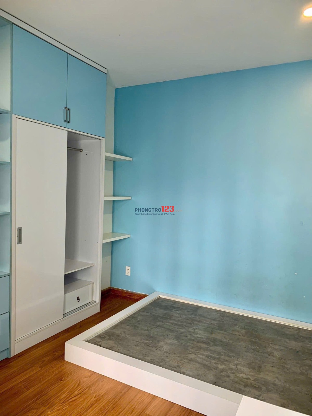 C/c Bàu Cát, Hồng Lạc, TB: 2p ngủ, Nội thất cơ bản, 75m2, 10tr/th