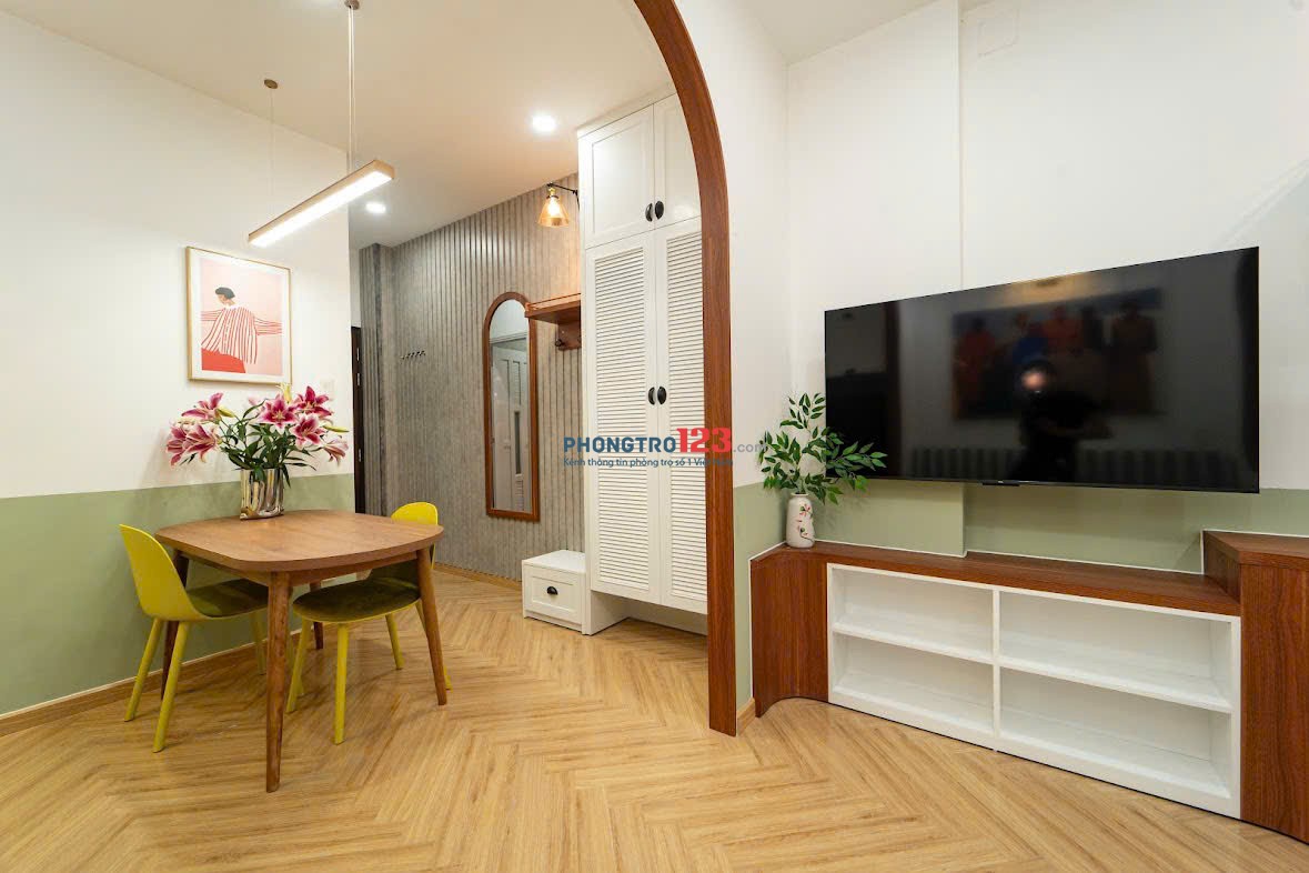 Căn hộ 1PN 45m2 Full Nội Thất Gần Chợ Bến Thành Công Viên Tao Đàn Đh Hoa Sen Bùi Viện