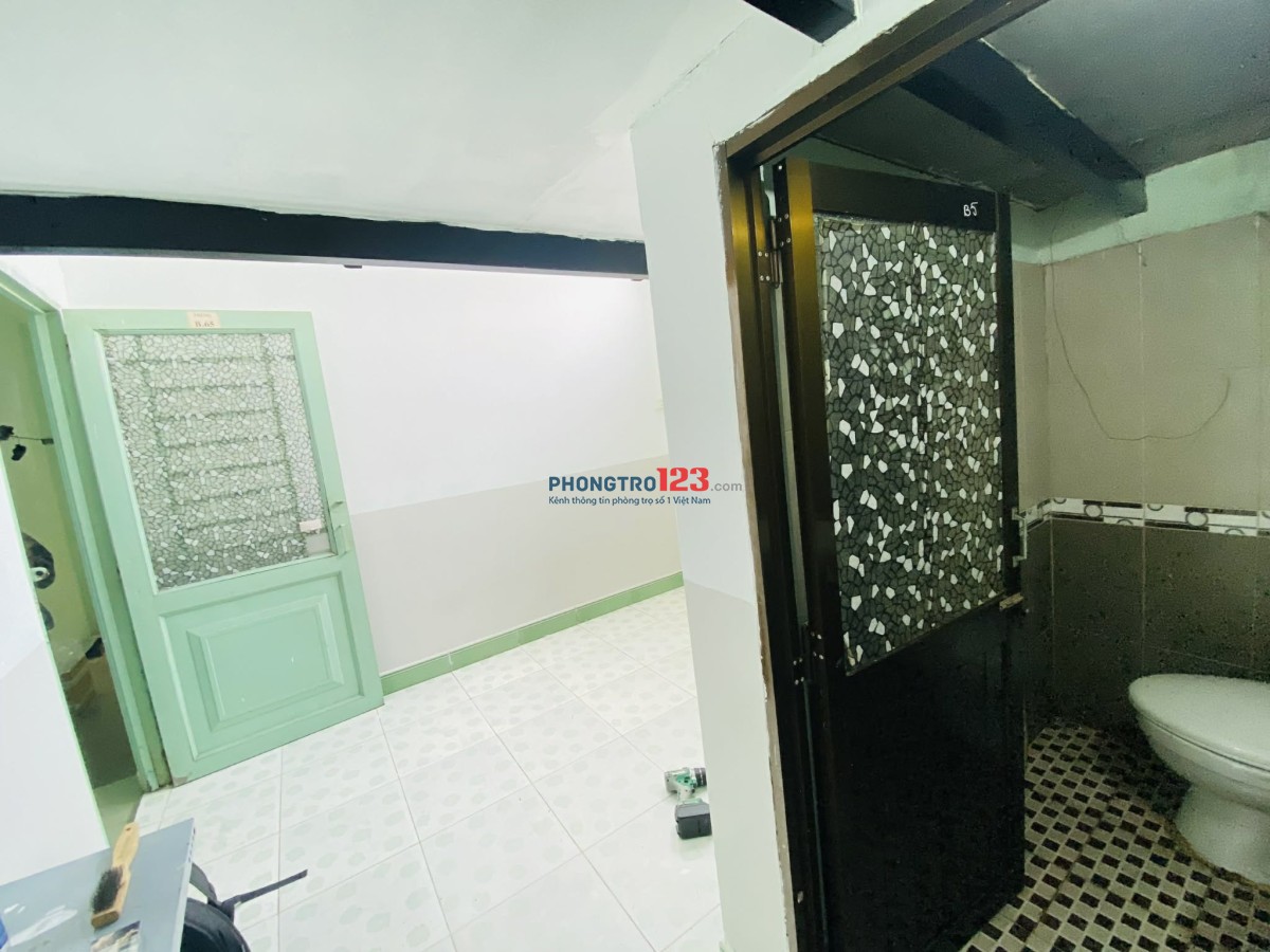  PHÒNG TRỌ CÓ GÁC NGAY ETOWN CỘNG HOÀ -> GẦN NHÀ GA T3