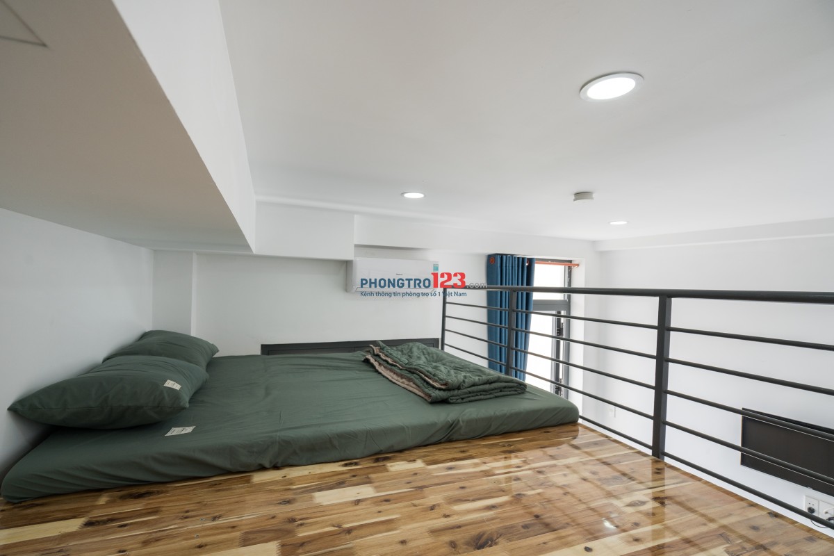 Phòng 30m2 - 6,9tr, ban công, kệ bếp, full tiện nghi, tự do 24/24, thang máy, Q. Bình Thạnh