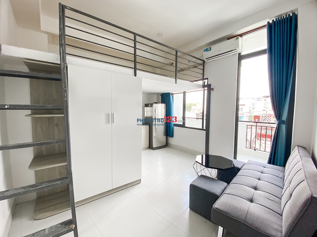 Phòng 30m2 - 6,9tr, ban công, kệ bếp, full tiện nghi, tự do 24/24, thang máy, Q. Bình Thạnh