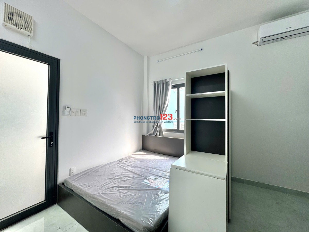 Cho thuê phòng mới 100%, Full Nội Thất, ngay cầu chữ Y Quận 1