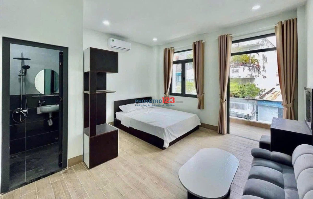 Căn hộ 35m2 cửa sổ lớn, ban công thoáng gần chợ Bà Chiểu, VLU giáp quận 1, Phú Nhuận