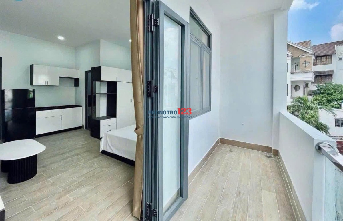 Căn hộ 35m2 cửa sổ lớn, ban công thoáng gần chợ Bà Chiểu, VLU giáp quận 1, Phú Nhuận