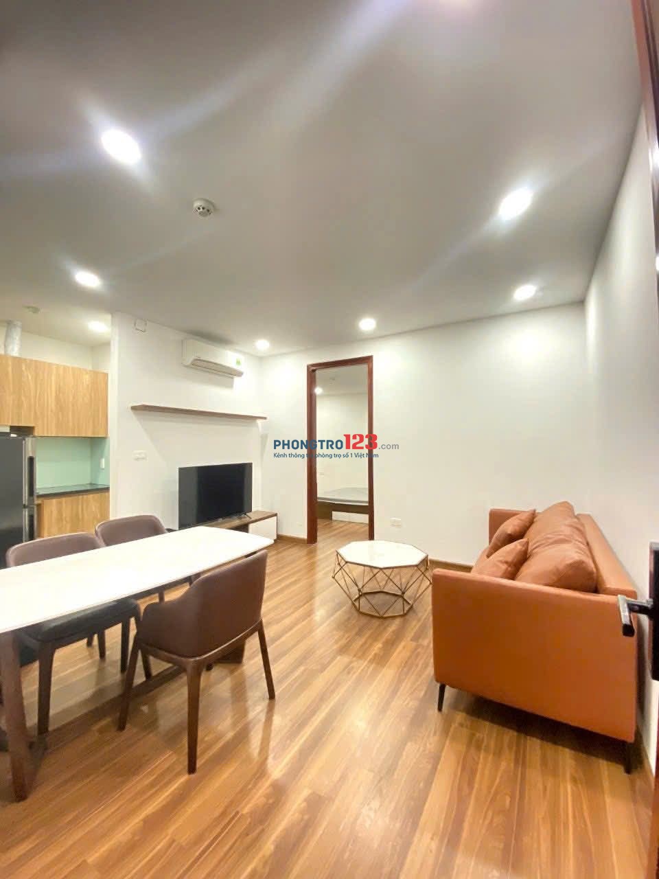 CHO THUÊ PHÒNG FULL NỘI THẤT GẦN BÁCH KHOA , SVĐ PHÚ THỌ
