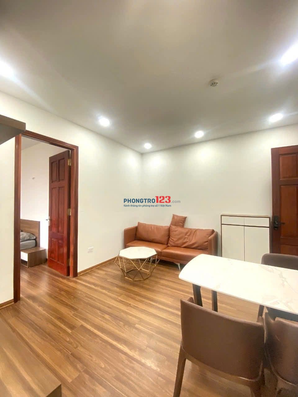 CHO THUÊ PHÒNG FULL NỘI THẤT GẦN BÁCH KHOA , SVĐ PHÚ THỌ