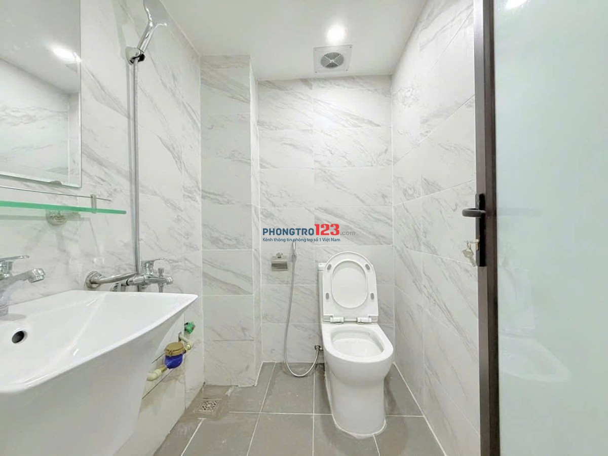 Khai Trương phòng Ban Công Full Nội Thất Gần Đh Bách Khoa , SVĐ Phú Thọ