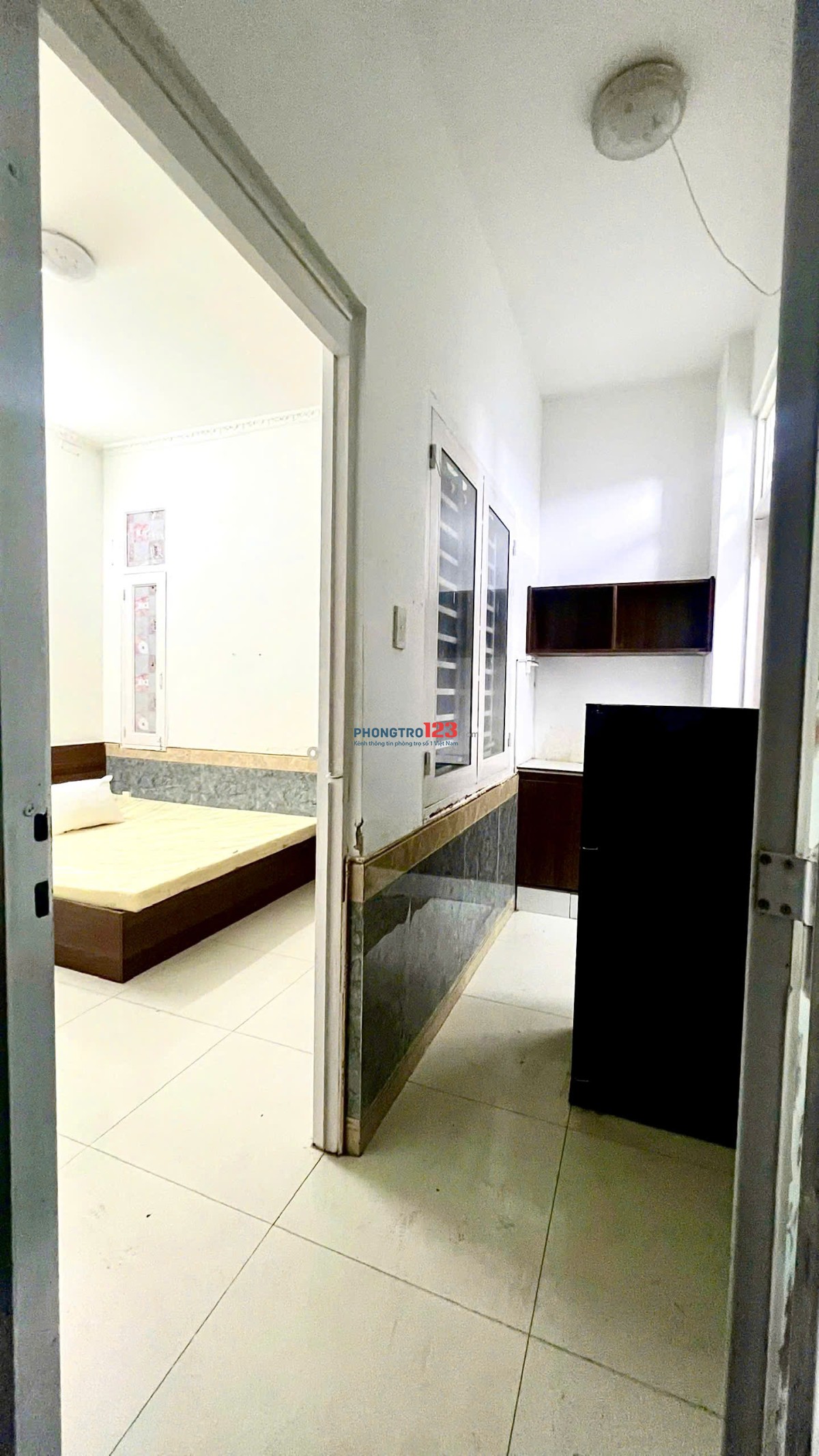 Chính chủ cho thuê phòng full nội thất tách bếp cực rộng giá rẻ 3tr2