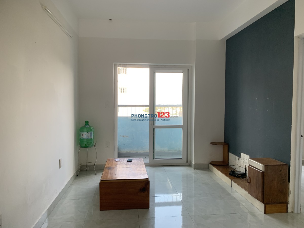 Cho thuê căn góc 72m2, 2 p ngủ, 2 vs, nội thất cơ bản
