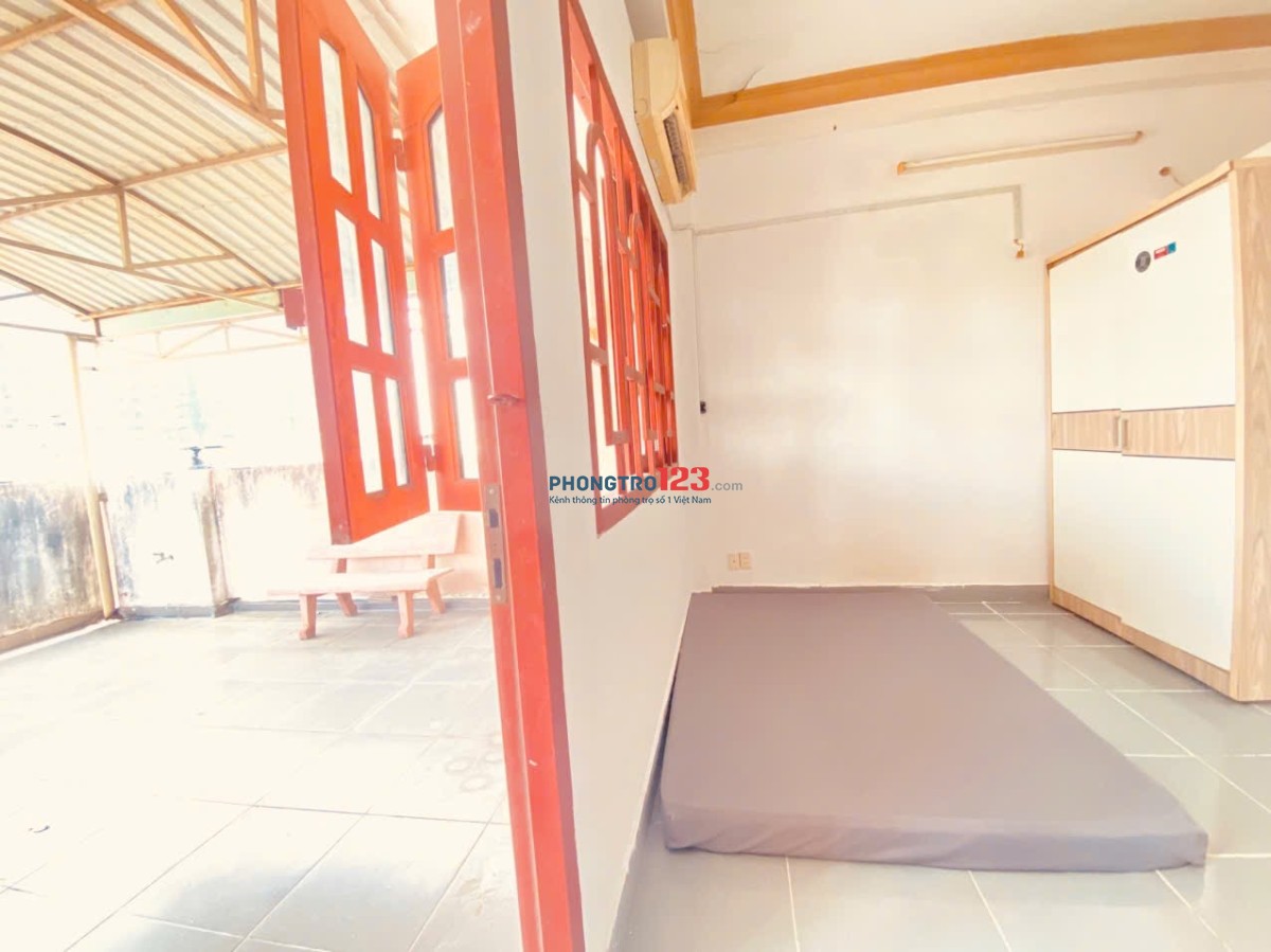 Phòng tách bếp, full nội thất, bancol và sân thượng thoáng mát