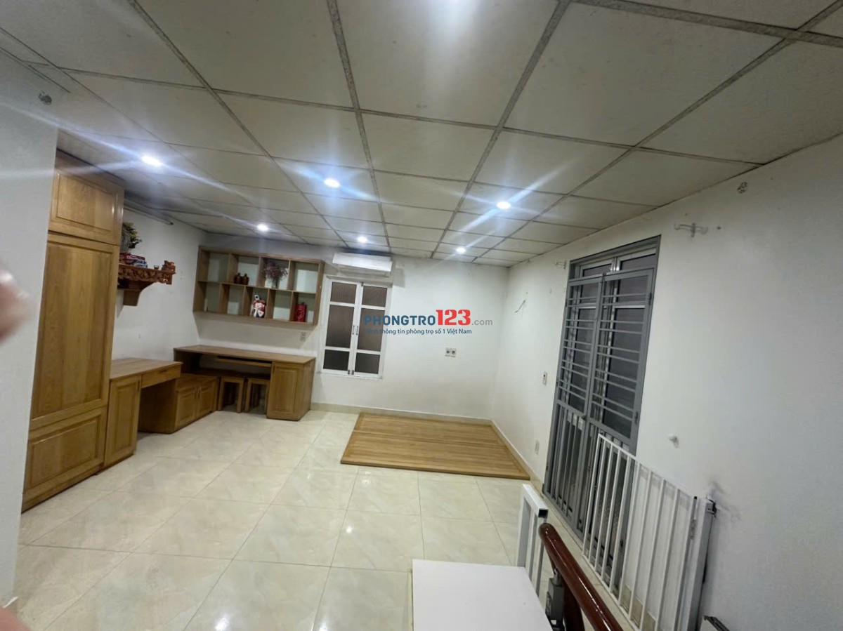 Chính chủ cho thuê nhà riêng 2 tầng x 30m2, ngõ 165 Khương Thượng
